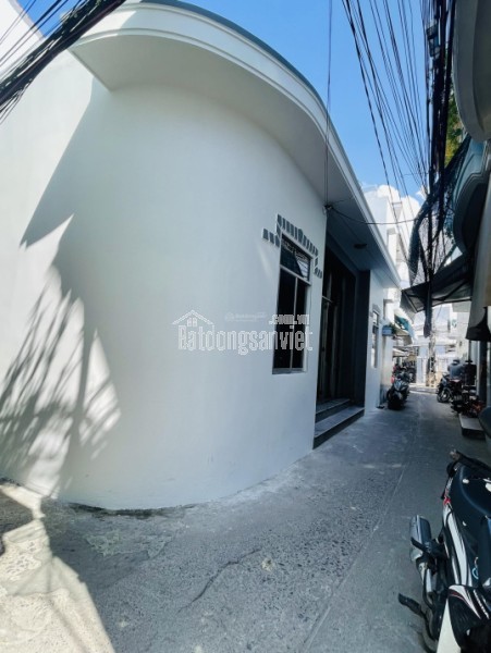 Bán nhà đường oto gần biển, gần chợ, trường học