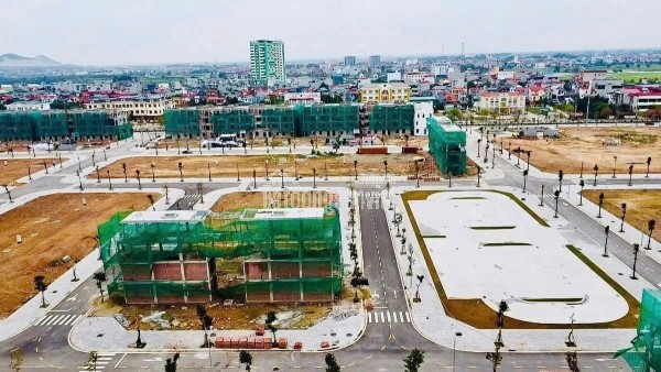 Gia đình cần tiền, muốn bán lô đất tại ngõ 66 Ngô Quyền.