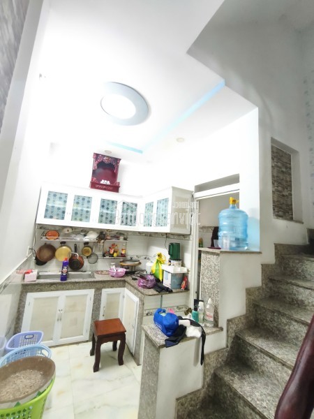 Bán nhà mặt phố tại Phường Tân Thới Hiệp, Quận 12, TP HCM giá 5,5 Triệu