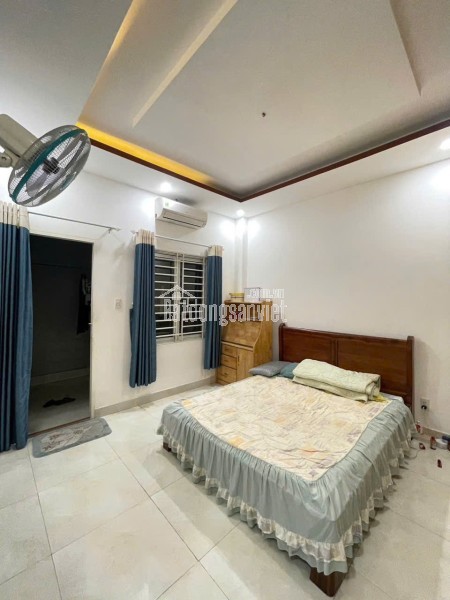 Bán nhà đúc 2,5 tấm hẻm 142 đường số 339 P. Phước Long B, Q9 cũ