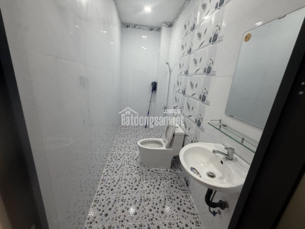 Bán nhà đường số 38, Hiệp Bình Chánh, Thủ Đức, TP HCM. DT 70m2, 3 tầng,  SHR. Giá - 8.2 tỷ.