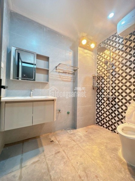 BÁN NHÀ 3 TẦNG NGÕ 2 CHỢ HÀNG CŨ - BỐT TRÒN