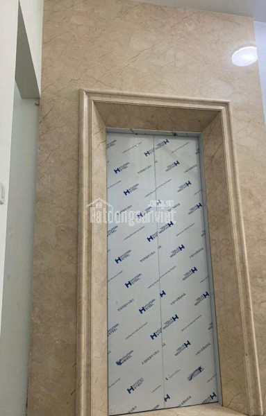 Cho thuê nhà, 111m2- 6T, Hoàng Cầu, La Thành, Đặng Tiến Đông -38 tr