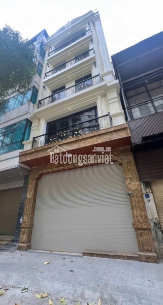 Cho thuê nhà, THANG MÁY, 104m2- 5.5T, Nguyễn Trãi, Vũ Tông Phan -42 tr
