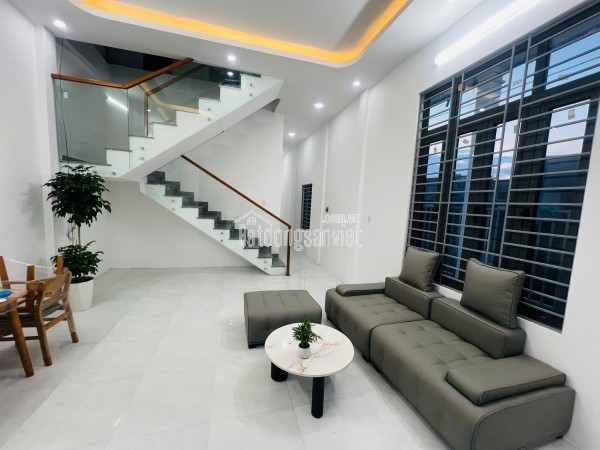 Nhà 2 mặt tiền - 3 tầng sau lưng trường tiểu học Phú Mậu giá chỉ 1 tỷ 690tr