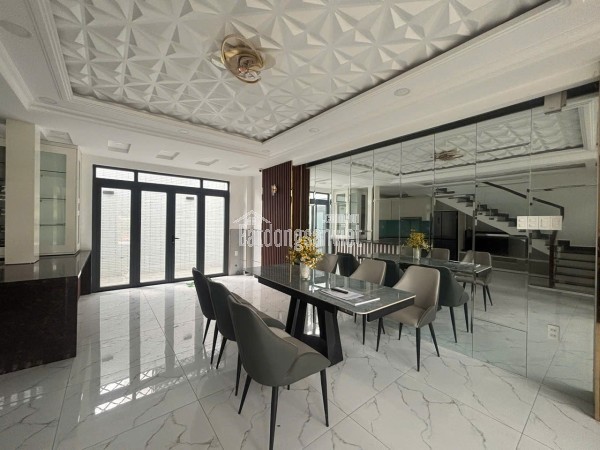 NHÀ MỜI MT NGUYỄN VĂN TẠO NHÀ BÈ  NGANG KHỦNG (7X14) 5 TẦNG - 4PN - 9,1 TỶ . SỔ HỒNG RIÊNG HOÀN