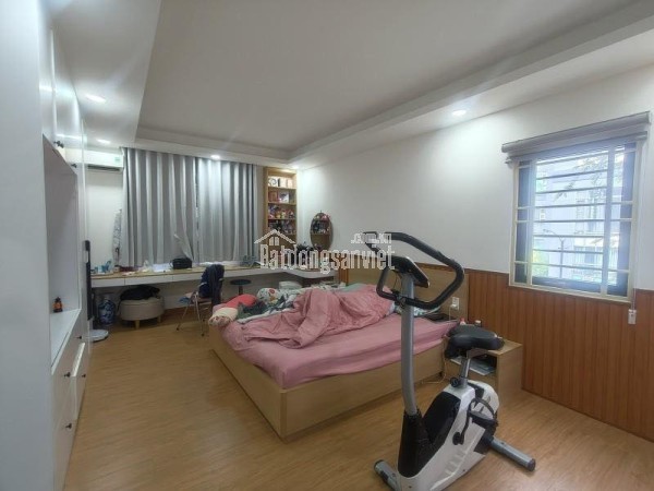 Bán nhà  đường Nguyễn Duy Trinh, Phường Long Trường, Q9, Thủ Đức. DT 64m2, 3 tầng, SH. Giá  5.65 tỷ