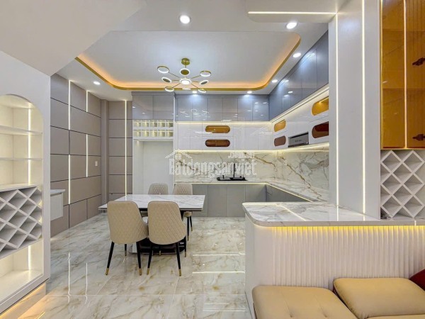 NHÀ MỜI ĐĂNG CẦP XE HƠI ĐẬU CỬA GÒ OMOI QUẬN 7  (5X12) 3 TẦNG -4 PN CHỈ 10,6 TỶ - FULL NỘI THÂT -