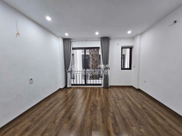 BÁN GẤP NHÀ 6 TẦNG DÂN XÂY PHÚC LỢI FULL NỘI THẬT, NGÕ GÂN Ô TÔ