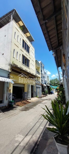 Bán Nhà 8mx13m, full 4 tầng, LK 4-5, P. Bình Tân TPHCM