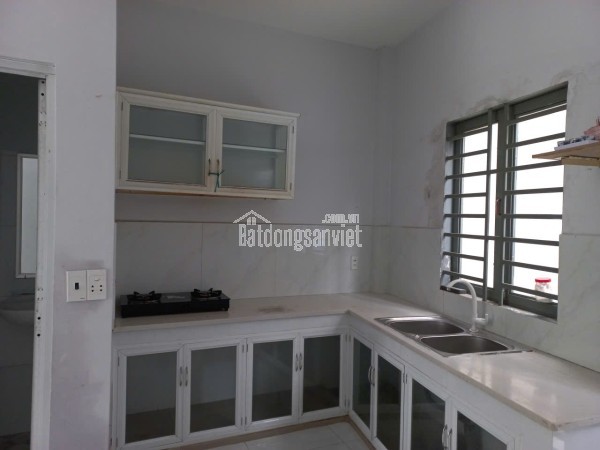 Bán nhà 1 lầu 2 căn đôi đường Huỳnh Bá Chánh, Xã Tân Kiên Bình Chánh