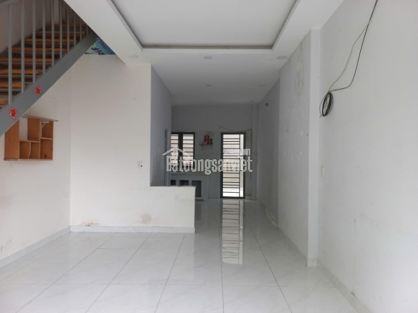 Bán nhà 1 lầu 2 căn đôi đường Huỳnh Bá Chánh, Xã Tân Kiên Bình Chánh