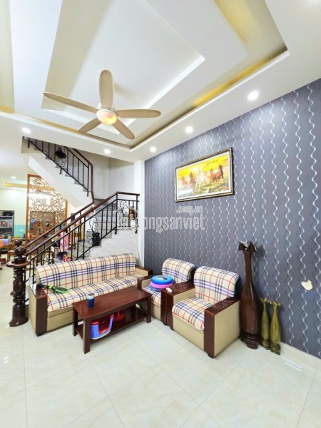 Bán nhà đường số 3, Phường Tăng Nhơn Phú B, Q9, Thủ Đức, TP HCM. DT 65m2, 2 tầng. Giá 5,45 tỷ.