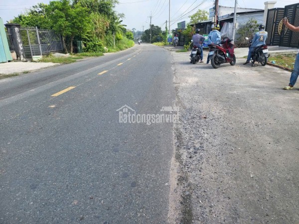 Bán lô đất full thổ cư 125m2 giá 1ty300, ngay UBND xã Trung Lập Thượng, sổ sẵn , công chứng liền. ,