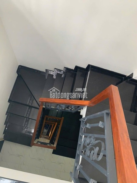 Bán nhà mặt tiền Đường Số 5, Khu Bàu Cát 2, Phường 10, Quận Tân Bình.