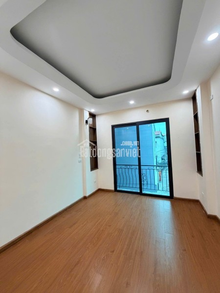 Nhà tôi chuyển vào HCM cần bán nhà Yên Hòa, Cầu Giấy, Hà Nội