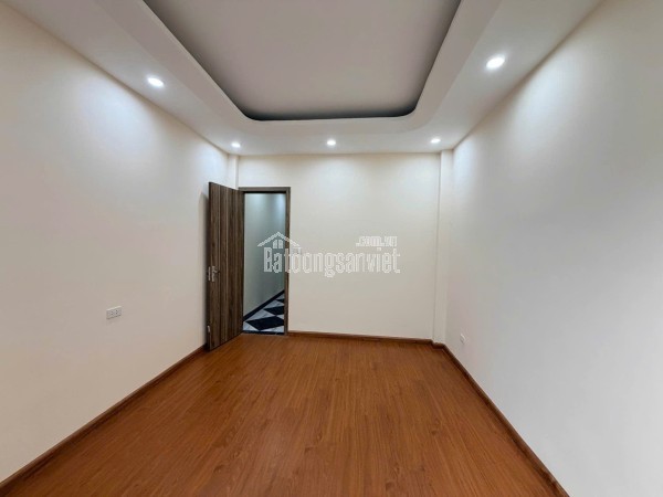 Nhà tôi chuyển vào HCM cần bán nhà Yên Hòa, Cầu Giấy, Hà Nội