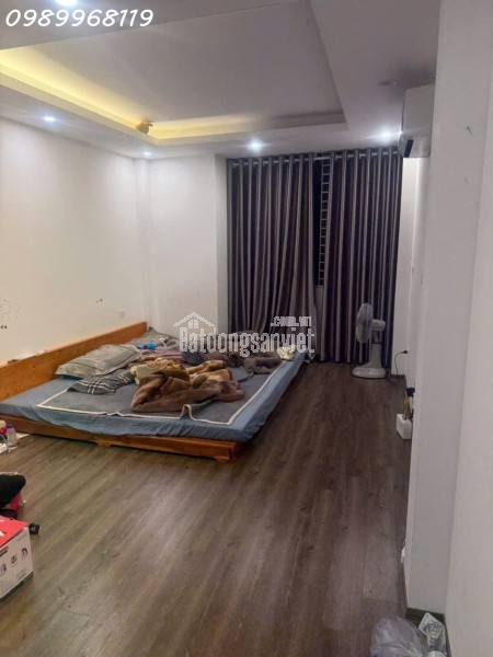 BÁN NHÀ CẦU GIẤY 6,5 TỶ– LÔ GÓC HIẾM – 4 MẶT NGÕ THOÁNG SÁNG