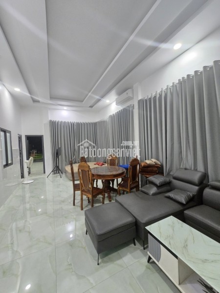 Bán nhà  đường Số 2, Tăng Nhơn Phú B, Q9, Thủ Đức, TP HCM. DT 82m2, 2 tầng, SHR. Giá 6,75 tỷ.