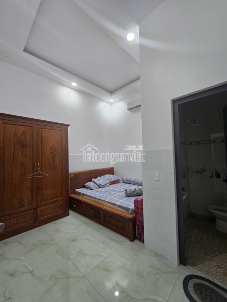Bán nhà, đường số 8, Linh Xuân, Thủ Đức. TP HCM. DT 112m2, 3 tầng, Sổ hồng riêng, giá 8.5 tỷ.
