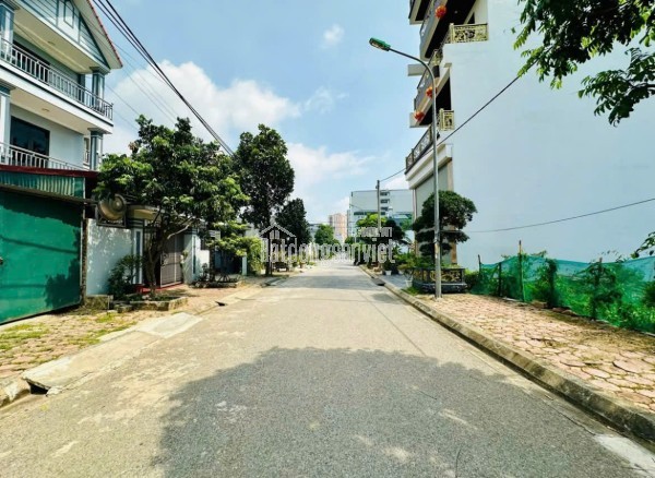 BÁN NHÀ PHÁO ĐÀI LÁNG ĐỐNG ĐA NGÕ THÔNG RỘNG Ô TÔ