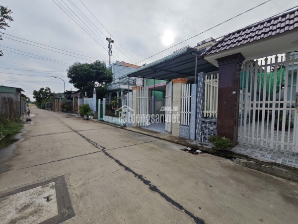 Bán nhà vị trí chiến lược kinh doanh hai mặt tiền khu vực cầu tre giá 10 tỷ