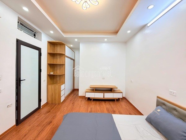 NHÀ 30M - TRUNG TÂM QUẬN HAI BÀ TRƯNG- SÁT PHỐ CỔ - CHỈ 150M RA MẶT PHỐ TRẦN KHÁT CHÂN - 5 TẦNG 3
