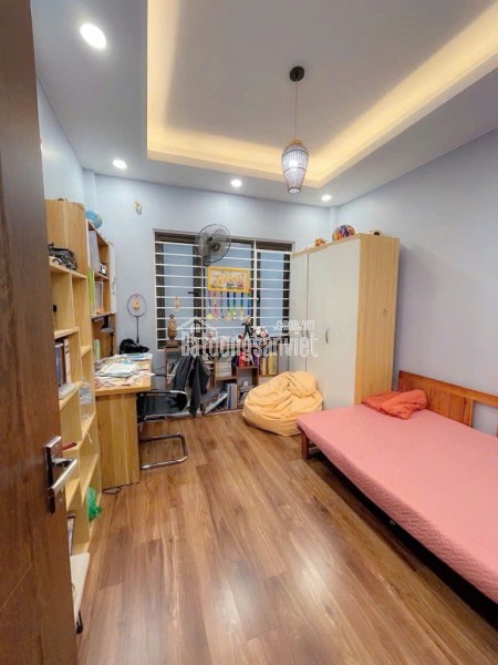 BÁN NHÀ TRUNG TÂM CẦU GIẤY 9.8 Tỷ – 6 TẦNG – NỘI THẤT ĐẸP – Ở NGAY