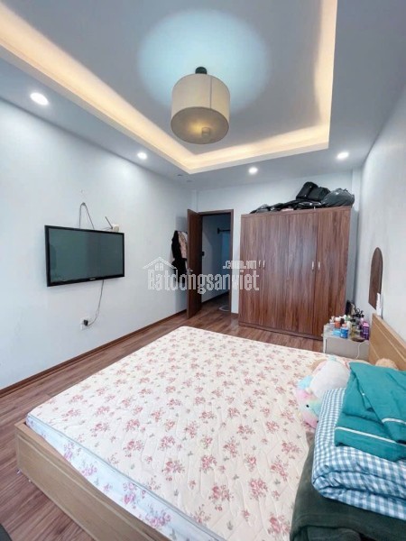 BÁN NHÀ TRUNG TÂM CẦU GIẤY 9.8 Tỷ – 6 TẦNG – NỘI THẤT ĐẸP – Ở NGAY