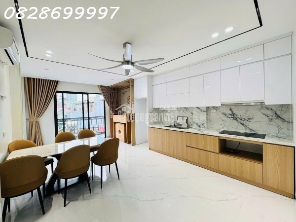 🚀 BÁN NHÀ PHÂN LÔ TRUNG KÍNH – Ô TÔ ĐỖ CỬA – 2 MẶT THOÁNG – 50M2 21.5 TỶ