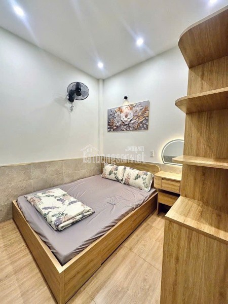 BÁN NHÀ 2 TẦNG, DIỆN TÍCH 32M², NGÕ Ô TÔ THÔNG, TÂN PHÚ ,TPHCM