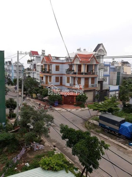 Bán nhà 1 trệt 2 lầu hẻm xe tải Phan Văn Hớn Bà Điểm Hóc Môn