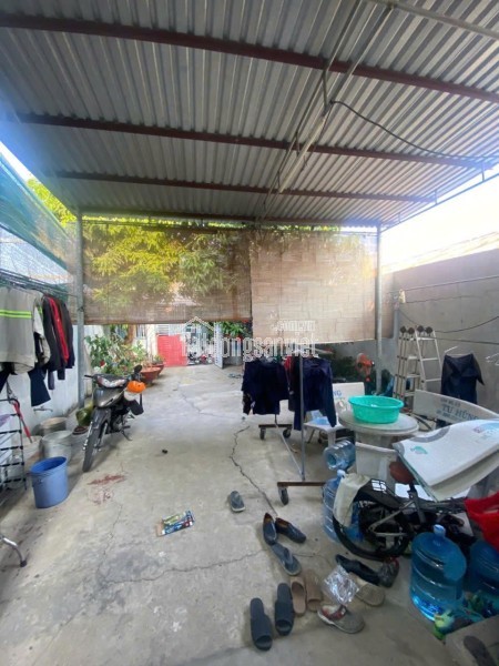 Bán đất 134m2 ( 50m2 là thổ cư )  tặng nhà cấp 4 ngay HTP Nhà Bè