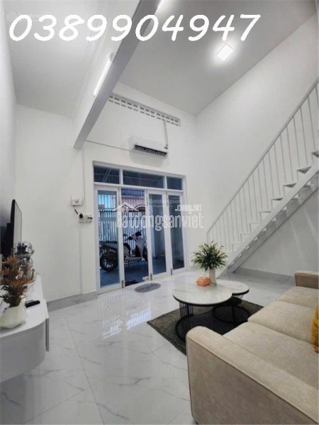 Nhà 4 tầng đường Hồng Lĩnh - vị trí cực xịn. Giá: 5 tỷ