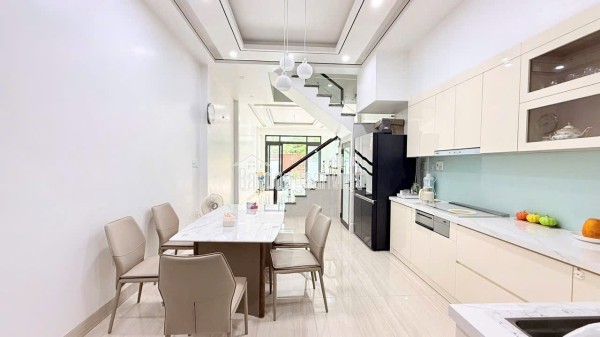 Nhà tái định cư 4 tầng xây mới, đường xá đồng bộ không khí trong lành