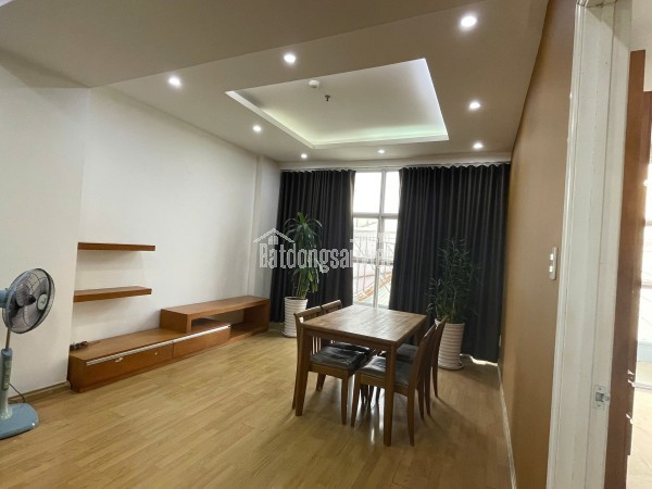 Mình cần bán căn hộ Khánh Hội 3, Bến Vân Đồn, Quận 4, giá: 5.3 tỷ, 2 PN, sổ hồng