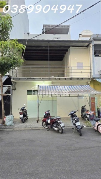 Nhà 2 tầng lại còn gara ô tô trong sân tại đường Vĩnh Thái, Phường Nam Nha Trang chỉ 2,99 tỷ