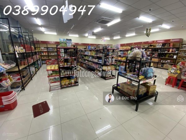 Nhà 2 tầng lại còn gara ô tô trong sân tại đường Vĩnh Thái, Phường Nam Nha Trang chỉ 2,99 tỷ