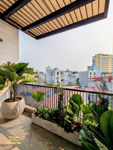 SIÊU PHẨM THIÊN LÔI – KHÚC HẠO
Nhà mới độc lập – Thang máy – Full nội thất cao cấp