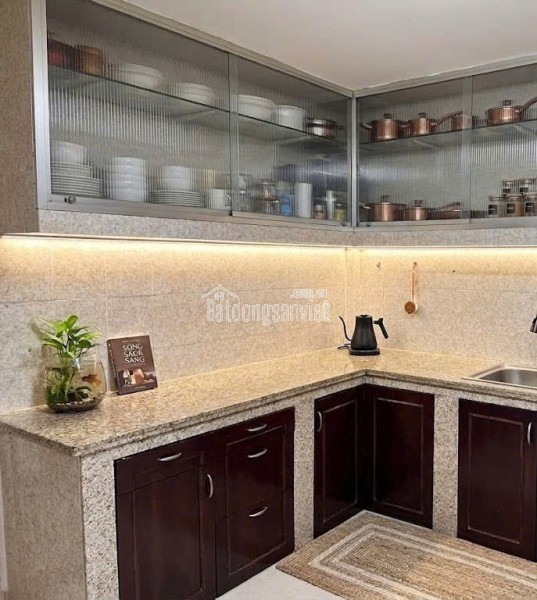 Nhà mặt tiền Chấn Hưng, gần Cách Mạng Tháng 8, QUẬN TÂN BÌNH, 4.6x23m (108 m2), 28.5 tỷ