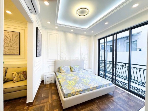 BÁN NHÀ ĐẸP 3 TẦNG  8 TỶ  CĂN GÓC – THANG MÁY – HUỲNH TẤN PHÁT QUẬN 7