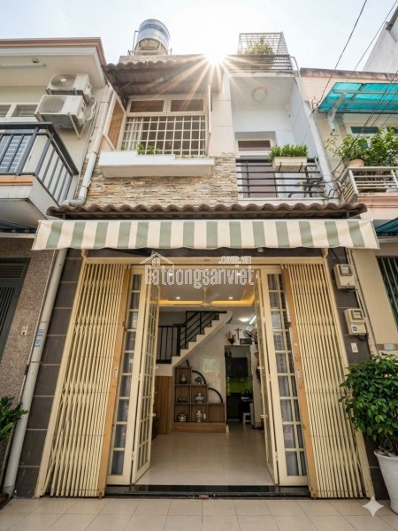 HUỲNH THIỆN LỘC TÂN PHÚ DIỆN TÍCH SỬ DỤNG GẦN 100M  3 TẦNG  HẺM XE  HƠI THÔNG   5.5 TỶ TL