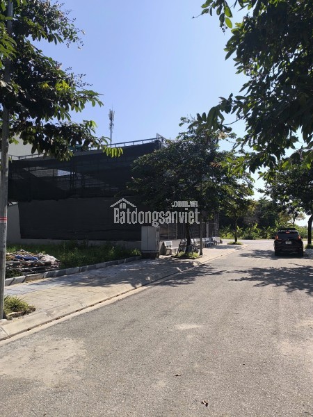 Bán Đất 250m2 Khu C - Khu đô thị Nguyên Khê - Đông Anh - Hà Nội. Giá 105tr/m2