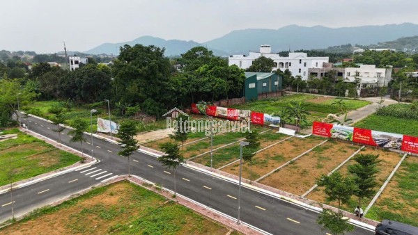 CHỦ CẦN TIỀN, BÁN GẤP MẢNH ĐẤT LÕI PHÚ CÁT, GIÁ RẺ HƠN VÀI GIÁ, LH:038.239.4677