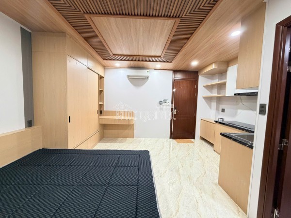 BÁN GẤP TÒA CHDV CAO CẤP HẺM XE HƠI HOÀNG SA, QUẬN 3
