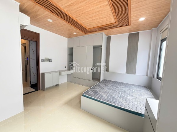 BÁN GẤP TÒA CHDV CAO CẤP HẺM XE HƠI HOÀNG SA, QUẬN 3