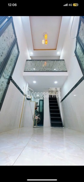 bán nhà mới đẹp  sát mặt tiền Q4 
SHR chỉ 1,5 tỷ