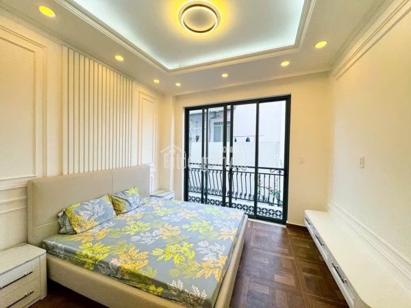 bán nhà mới đẹp  sát mặt tiền Q4 
SHR chỉ 1,5 tỷ