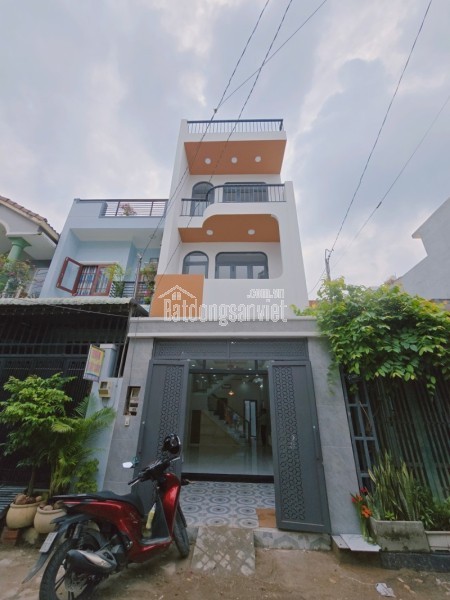 Bán nhà 4 tầng, 56m2 đường Trường Lưu, P. Long Trường, Q9, Thủ Đức, TP HCM.  5,78  tỷ.