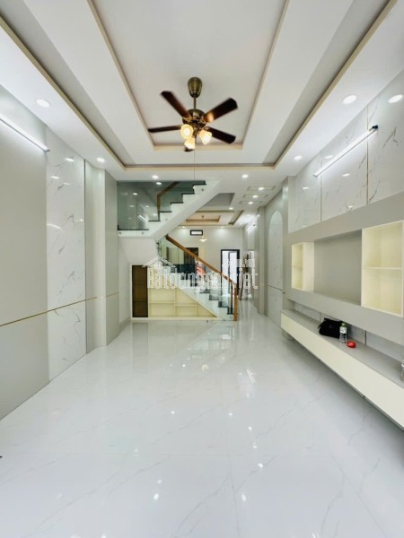 Bán nhà 54m2, 2 tầng, đường số 2, Trường Thọ, Thủ Đức, TP HCM. Giá  4,3 tỷ, sổ hồng riêng.